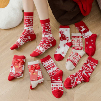 Комплект з 3 пар жіночих новорічних шкарпеток Caolo