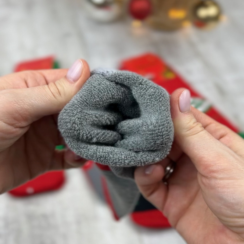 Набір жіночих новорічних махрових шкарпеток 5 пар у подарунковій коробці