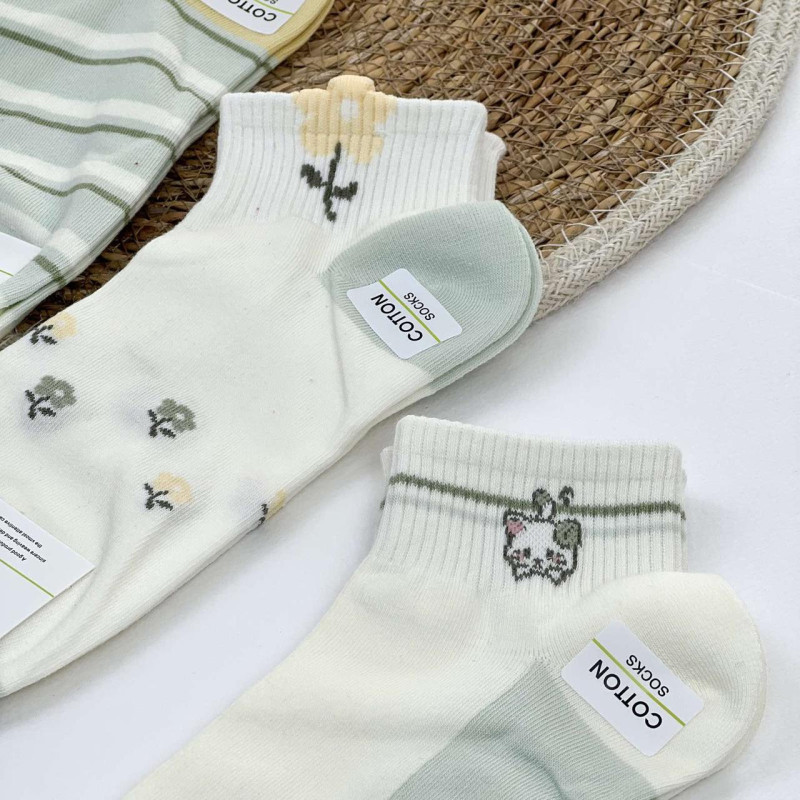 Короткі жіночі бавовняні шкарпетки зі спортивною резинкою Корона