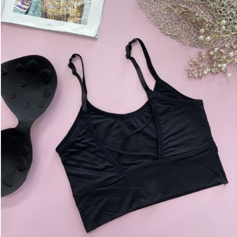 Спортивний топ на тонких бретелях Зелений